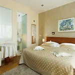 Royal 4* Split