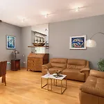Bed and breakfast Royal 4*