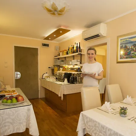 Royal Bed and Breakfast