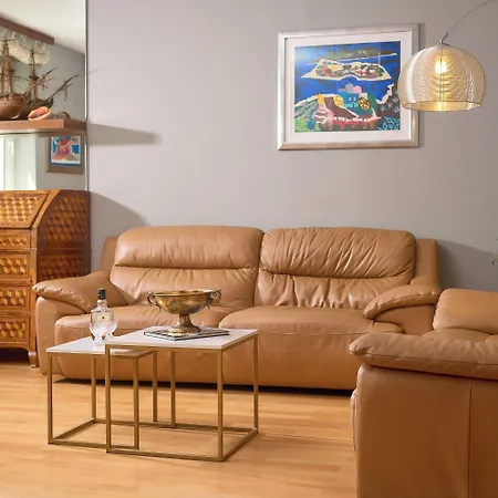로얄 스위트 B&B 4*