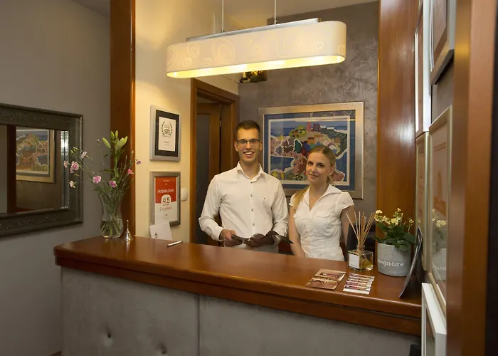 住宿加早餐酒店 皇家套房酒店