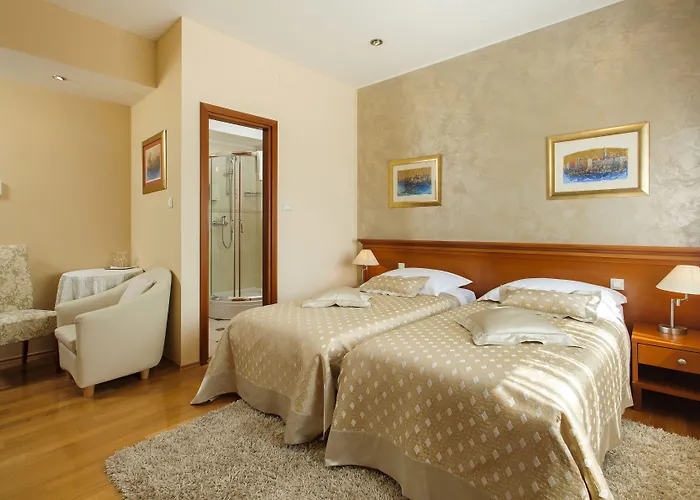 皇家套房酒店 住宿加早餐酒店 4*