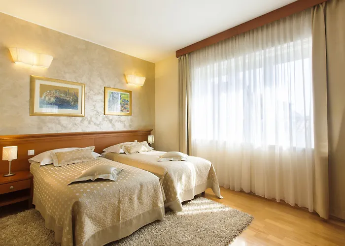 皇家套房酒店 住宿加早餐酒店 斯普利特