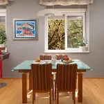 ロイヤル スイーツ 4*