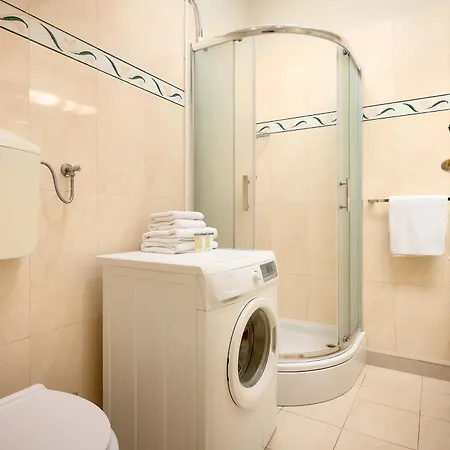 Royal Bed & Breakfast 4*