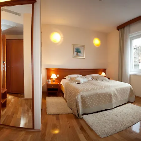 ロイヤル スイーツ 4* スプリト