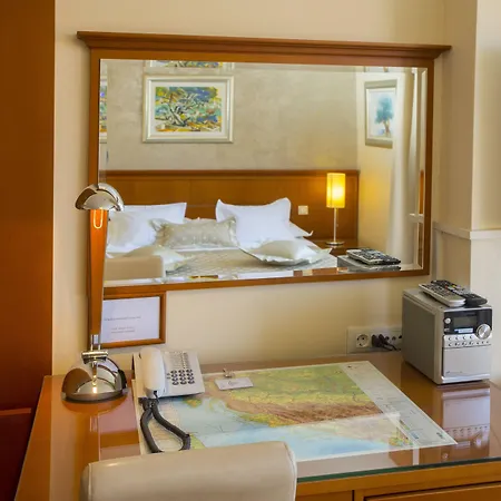 ロイヤル スイーツ ベッド・アンド・ブレックファスト スプリト