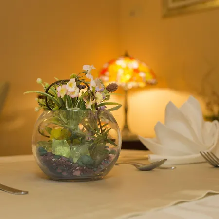 ベッド・アンド・ブレックファスト ロイヤル スイーツ