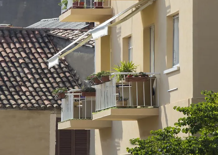 Royal Frühstückspension 4*