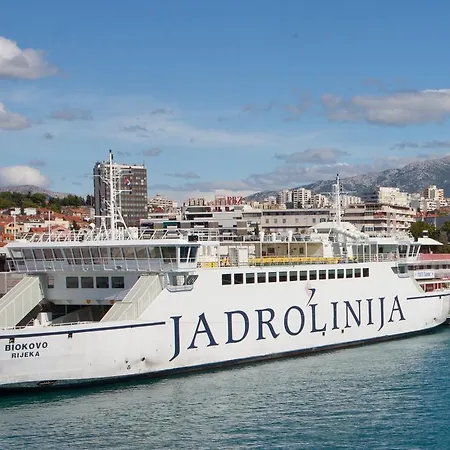 Royal Oda ve Kahvaltı