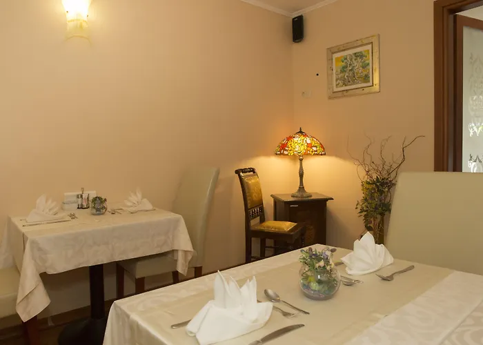 Royal Frühstückspension Split